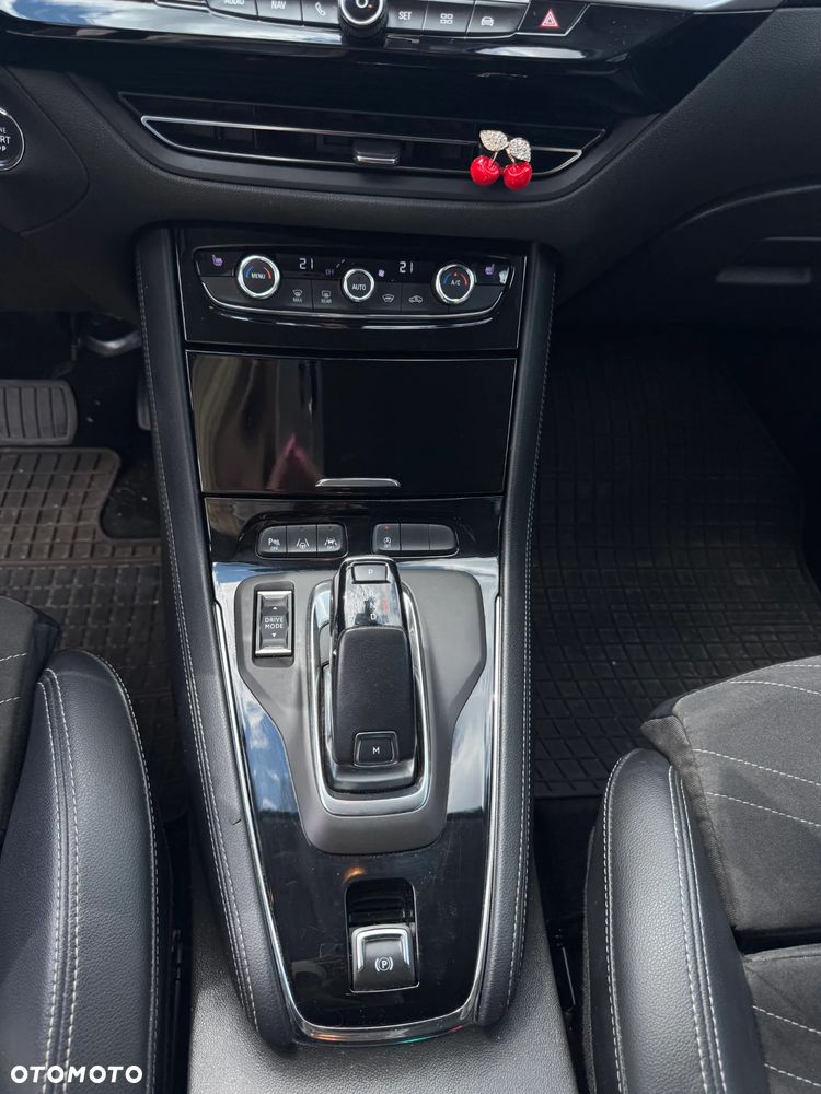 Opel Grandland X 1.2 T Ultimate S&S - 12