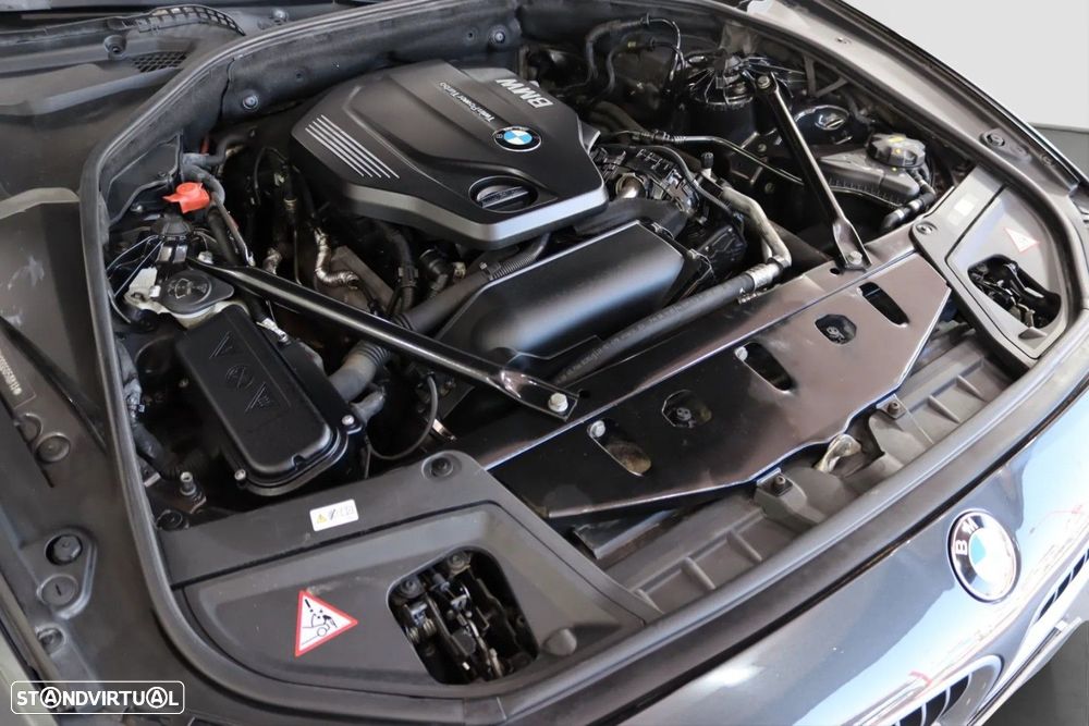 BMW 520 d Line Luxury Auto - 14