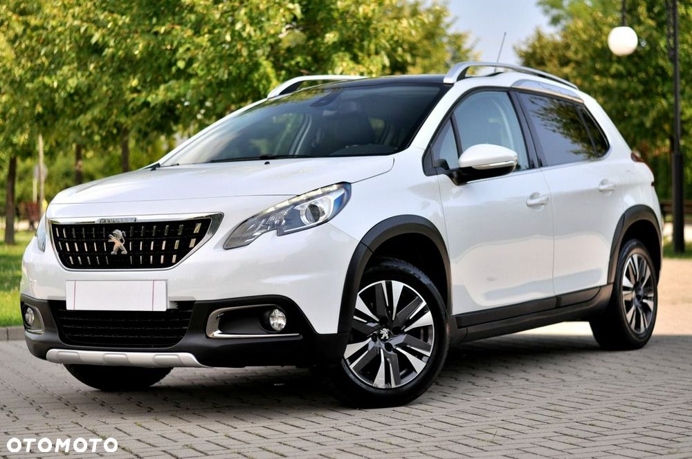 Peugeot 2008 1.2 VTi Allure - 1