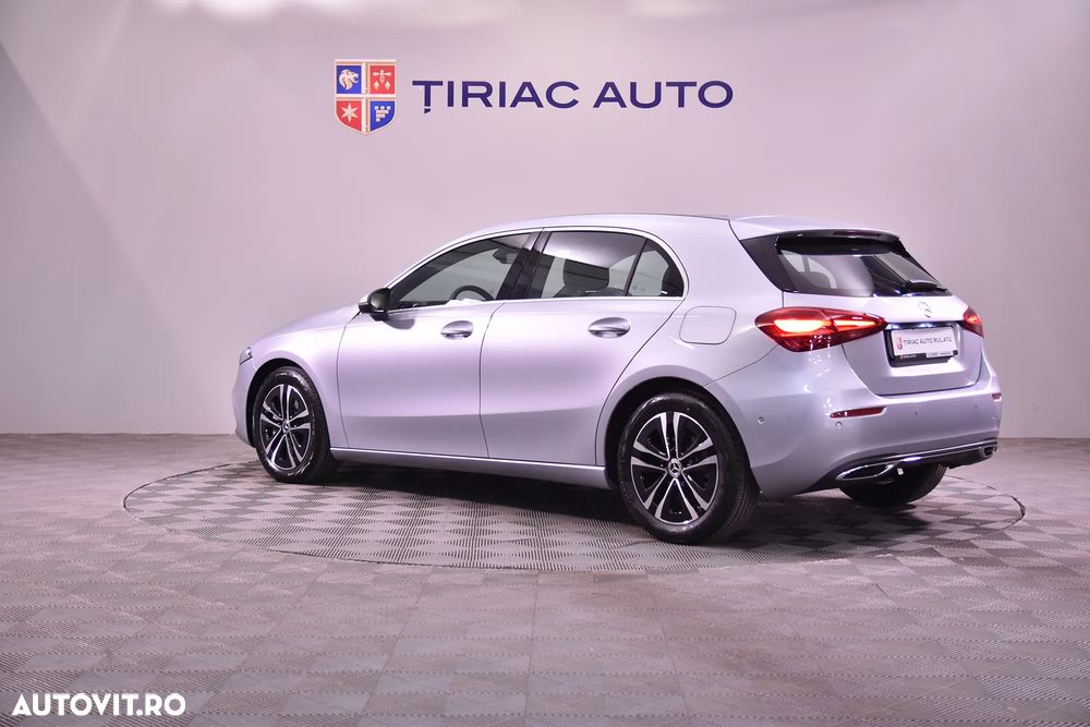 Mercedes-Benz A 180 7G-DCT - 3