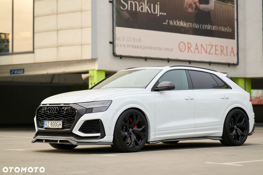 Audi RS Q8 - 19