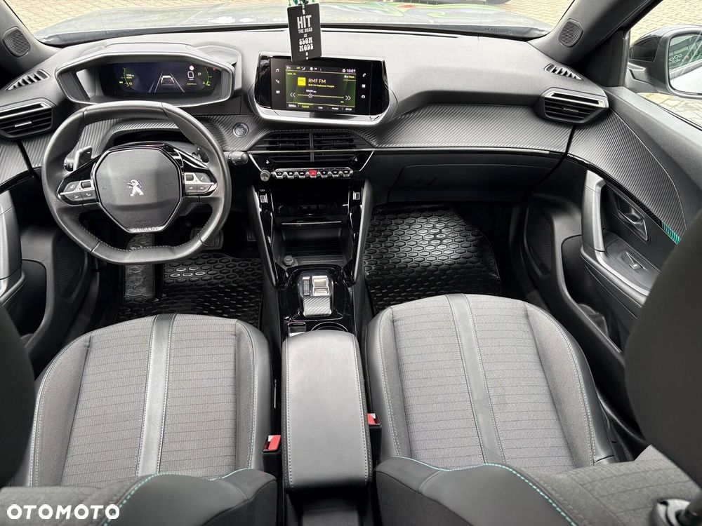 Peugeot 2008 - 12