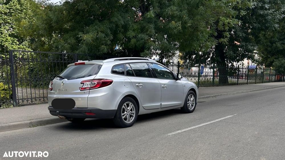 Renault Megane ENERGY dCi 110 Start & Stop Bose Edition - 3
