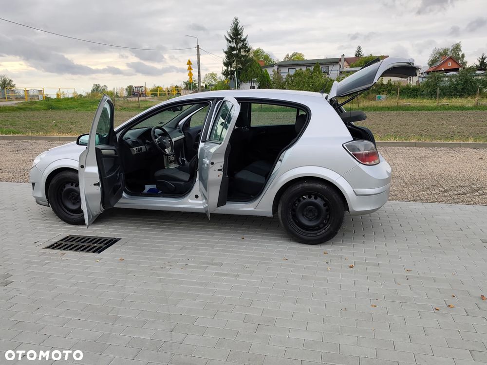 Opel Astra - 17