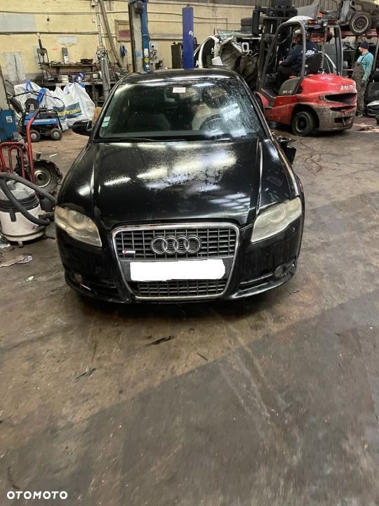 AUDI A4 B7 PÓŁOŚ LEWA PRAWA 3.0 TDI 6V AUTOMAT - 1
