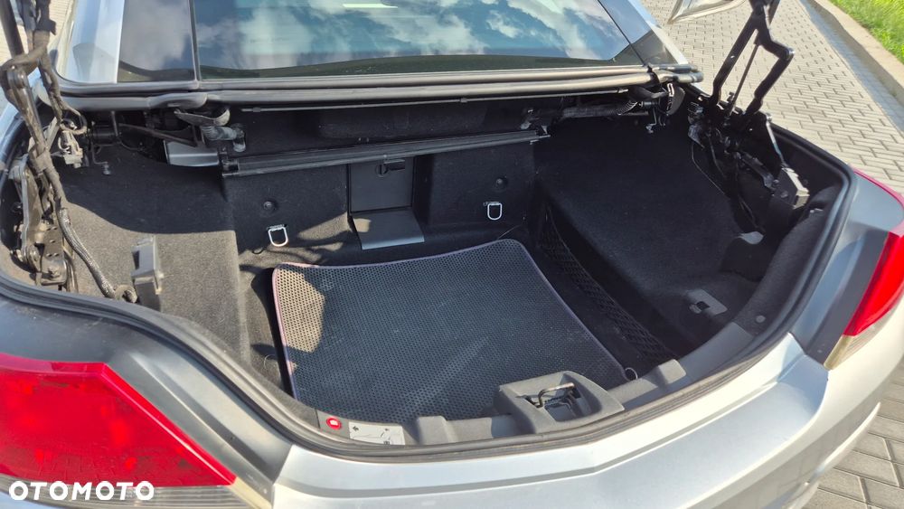 Opel Astra 2.0 T Cosmo - 12