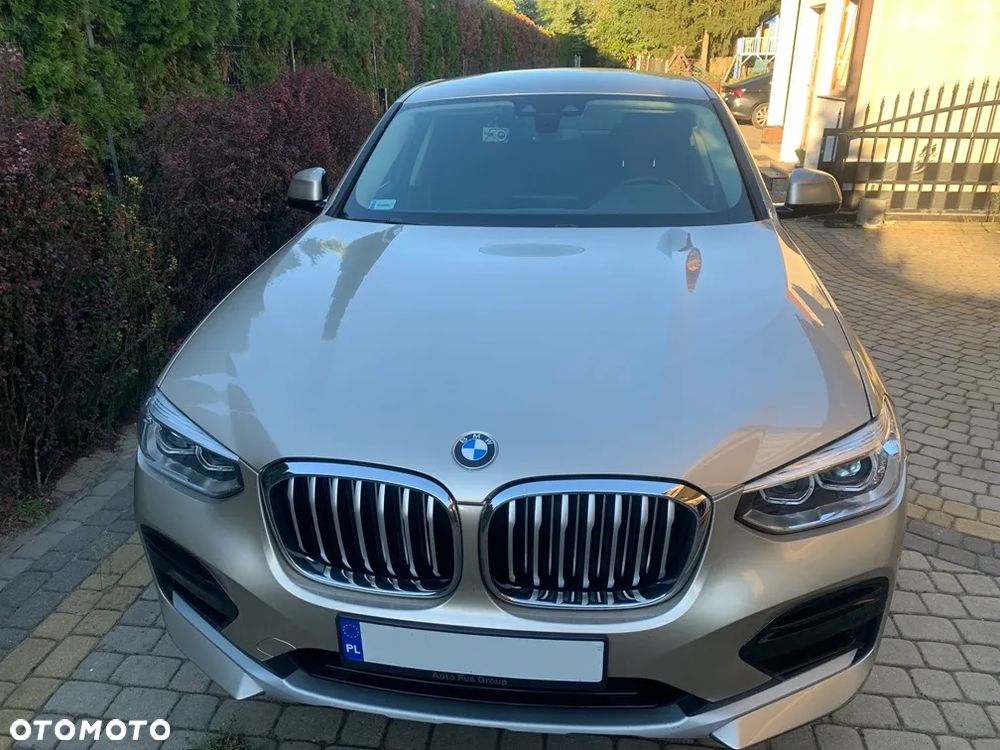 BMW X4 xDrive20i Advantage sport - 3