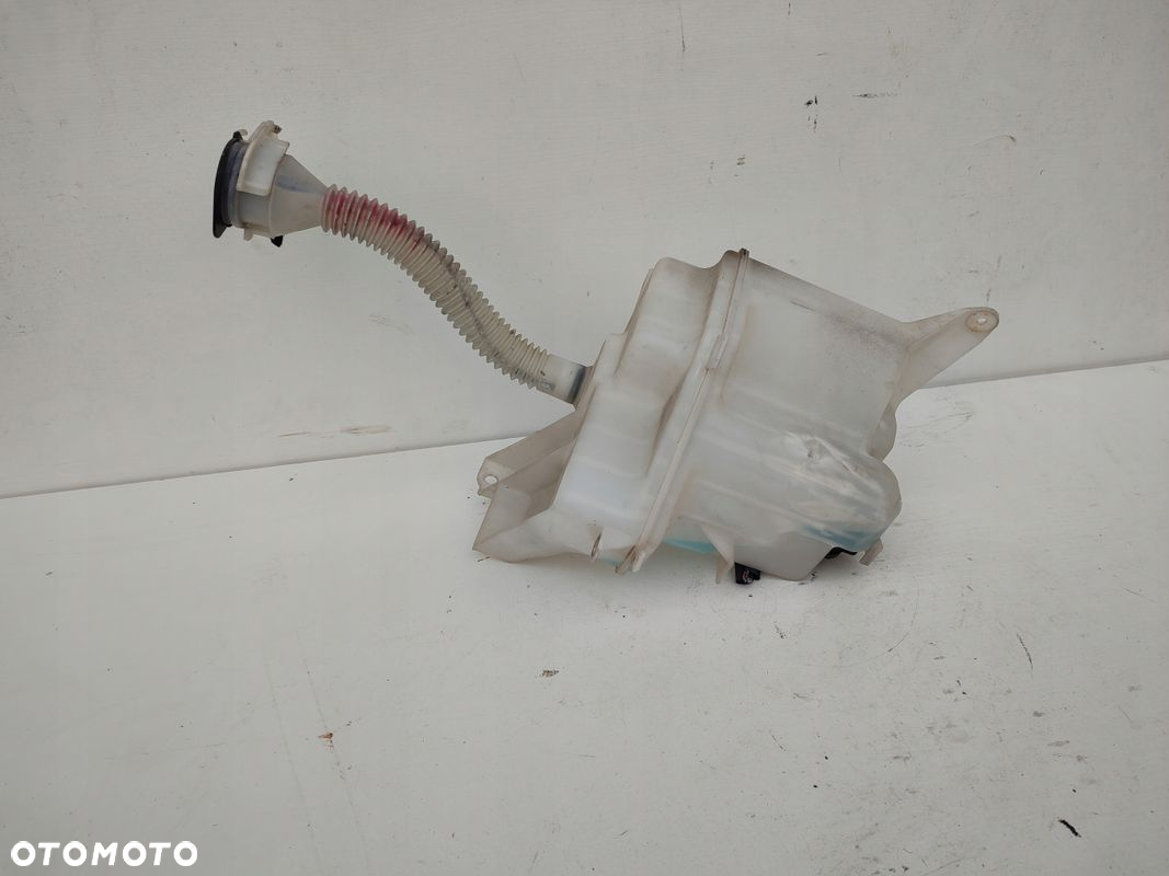 Zbiornik płynu do spryskiwaczy TOYOTA RAV4 III 060851-217 - 2