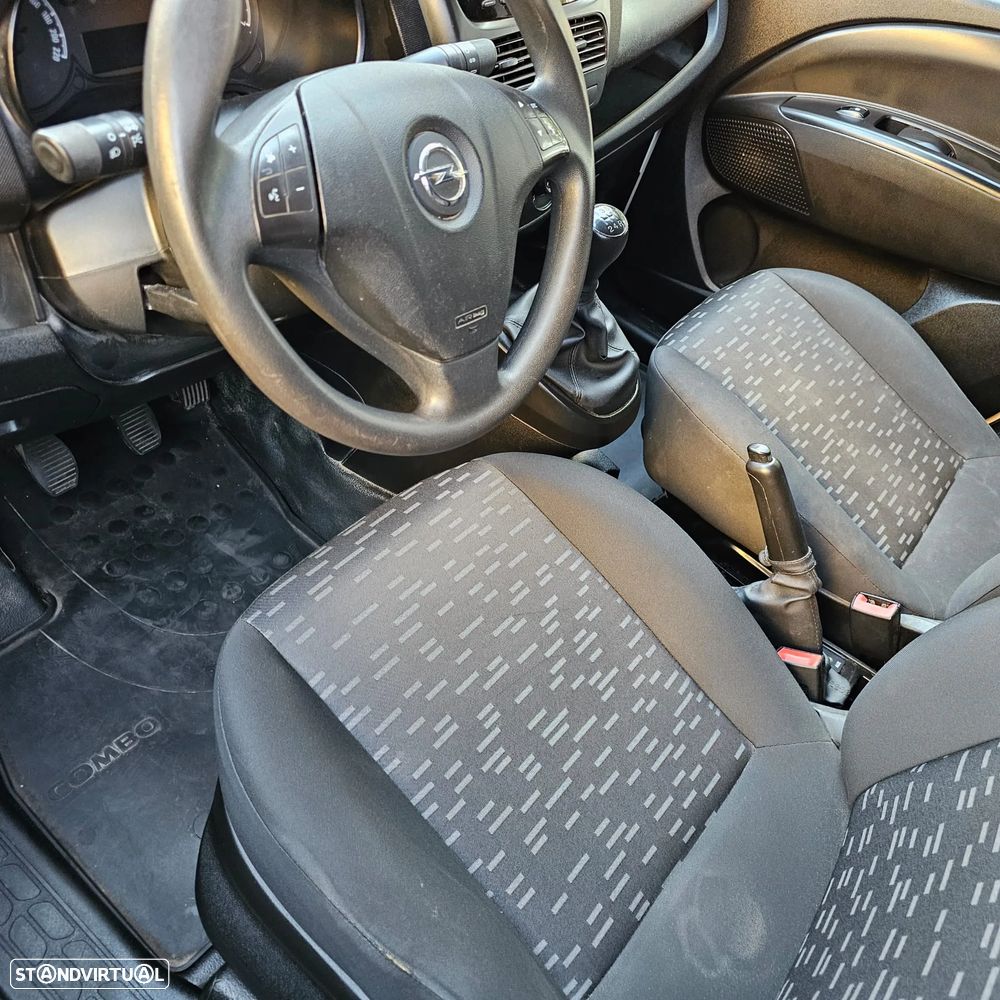 Opel Combo - 31