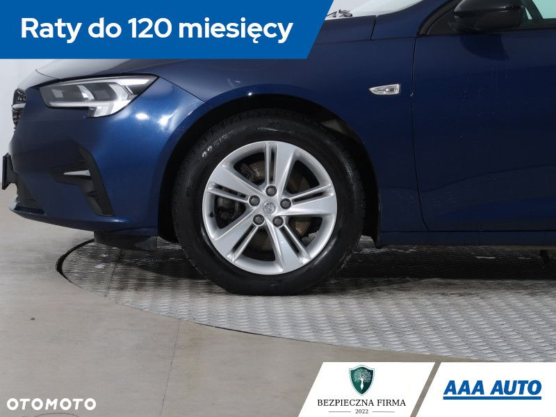 Opel Insignia - 15