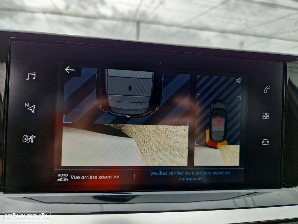 Peugeot e-208 50 kWh Active Pack - 12