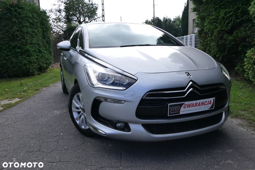 Citroën DS5 1.6 BlueHDi SoChic - 12