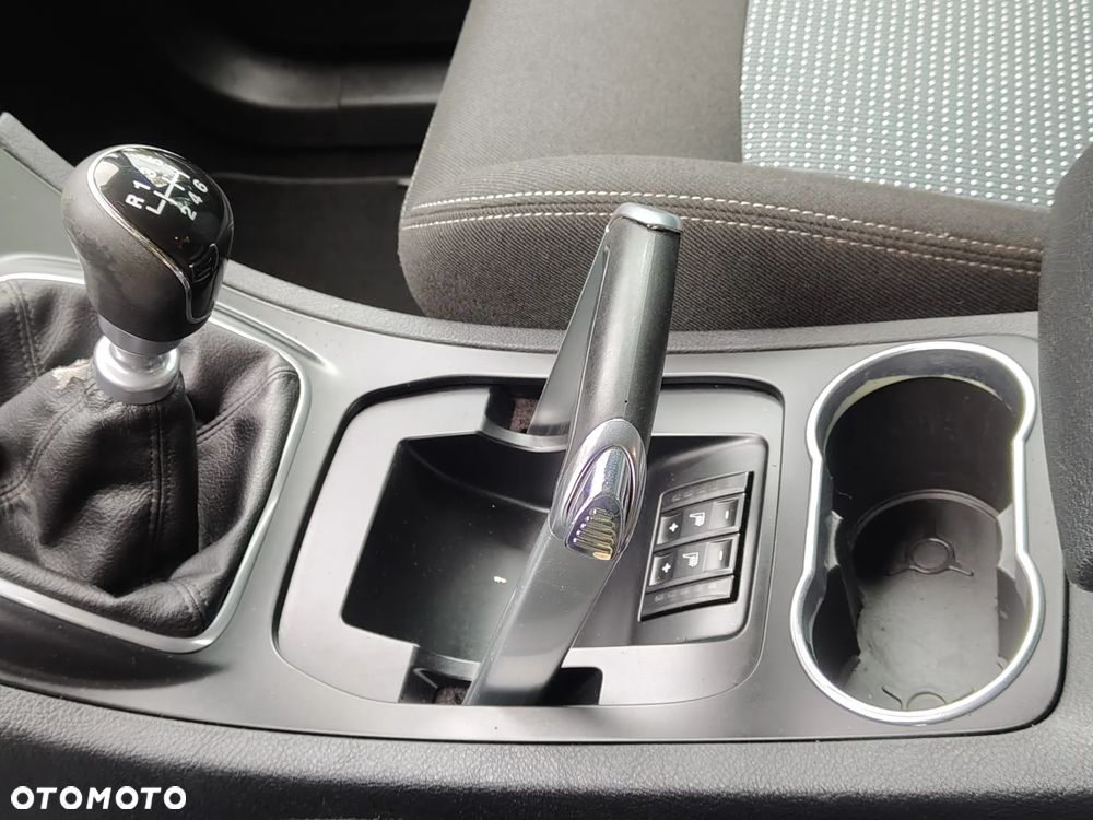 Ford S-Max 2.0 TDCi DPF Champions Edition - 37