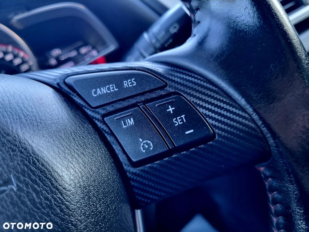 Mazda 3 - 17