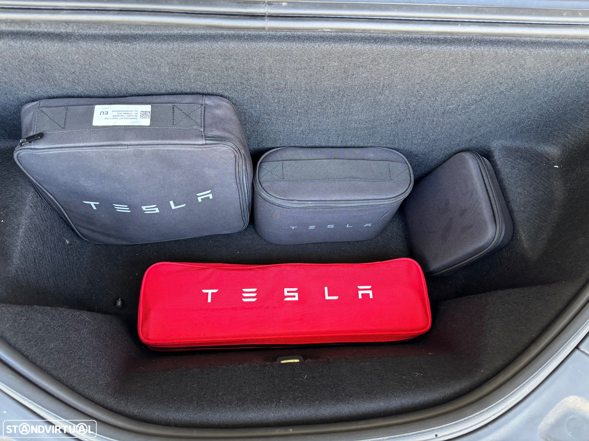 Tesla Model S Performance - 23