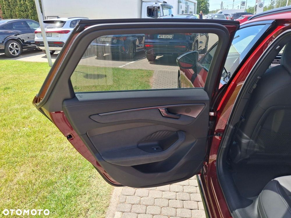 Audi A6 Avant - 24