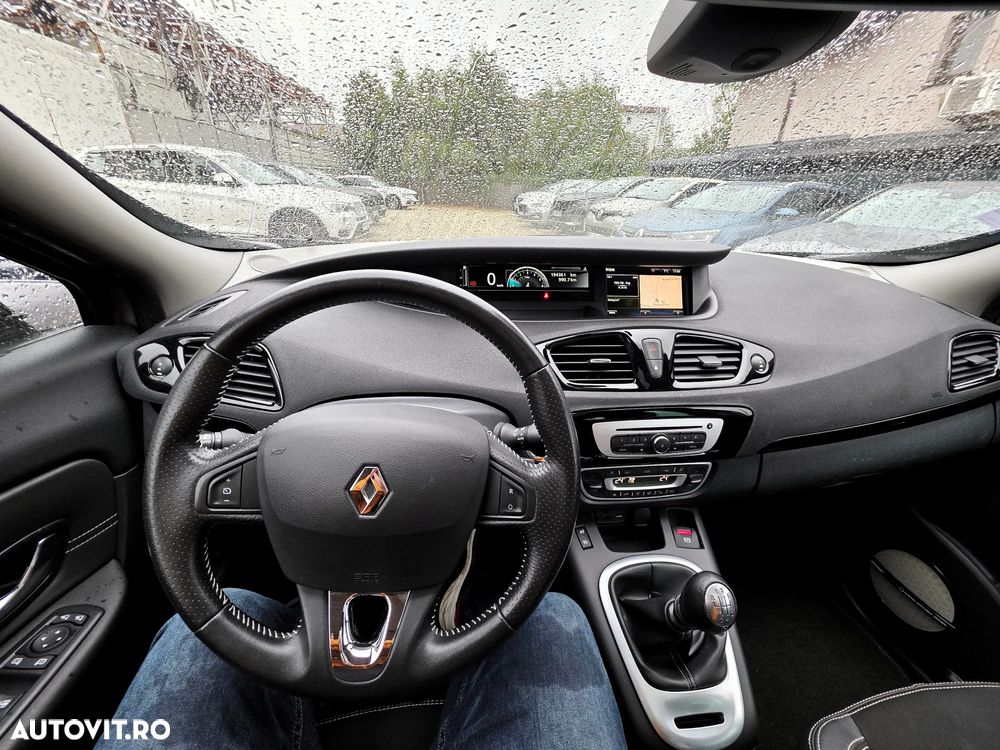 Renault Grand Scenic ENERGY dCi 130 BOSE EDITION - 31