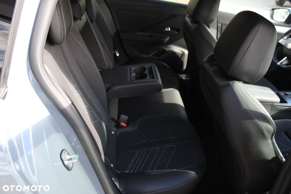 Opel Astra - 24