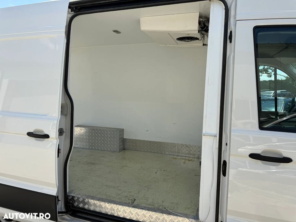 Volkswagen Crafter - 10