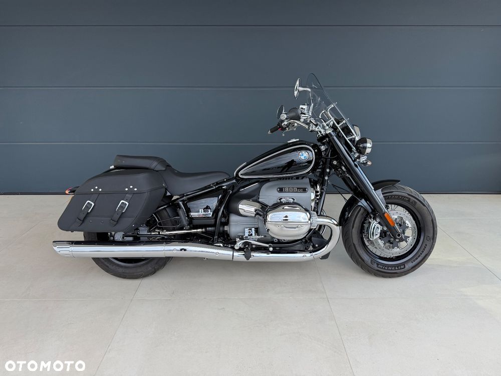 BMW R - 1