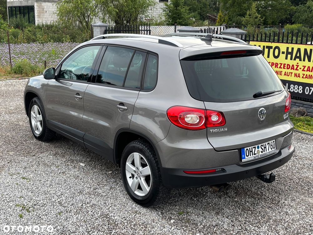 Volkswagen Tiguan - 19