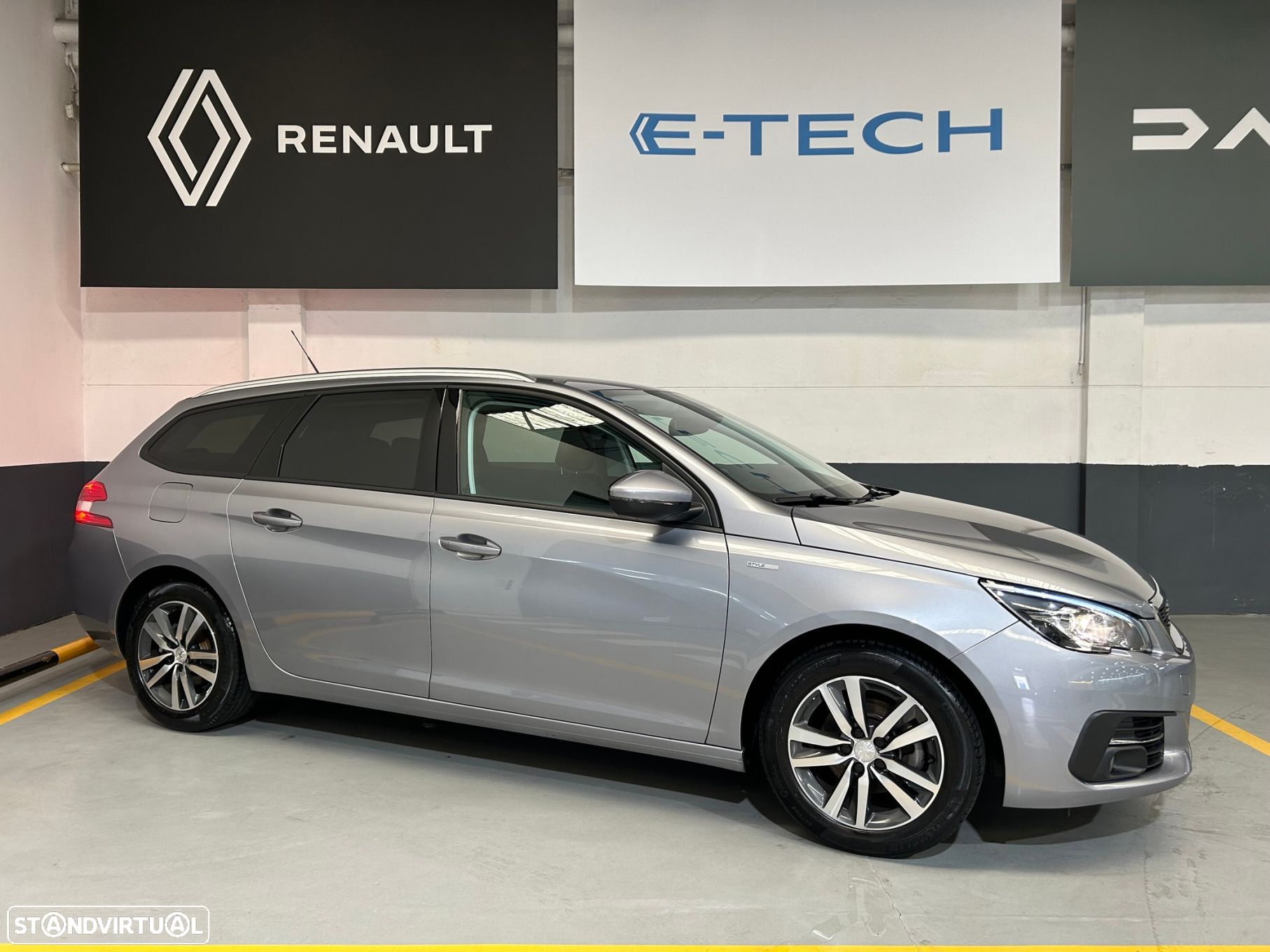 Peugeot 308 SW 1.2 PureTech Style - 1