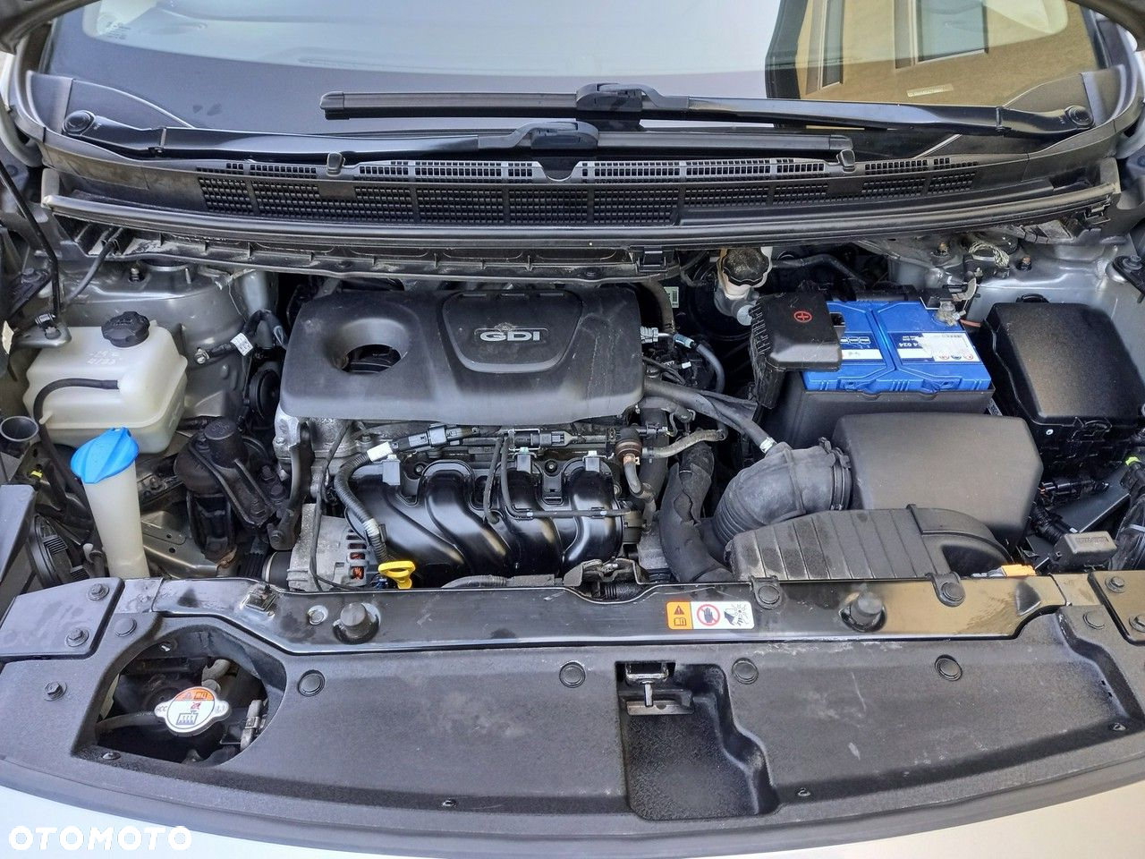 Kia Carens 1.6 GDI Dream-Team Edition - 14