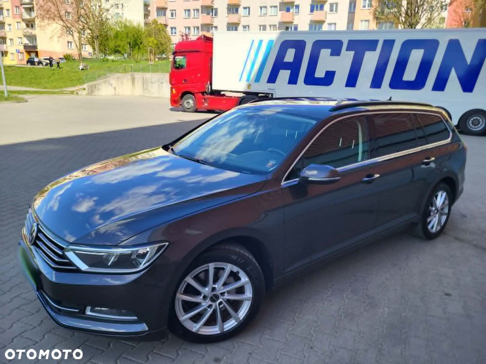 Volkswagen Passat 2.0 TDI SCR DSG Highline - 4