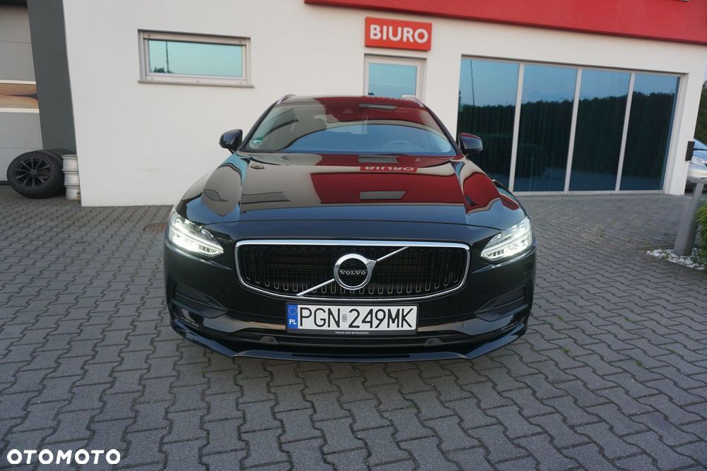 Volvo V90 D4 Momentum - 21