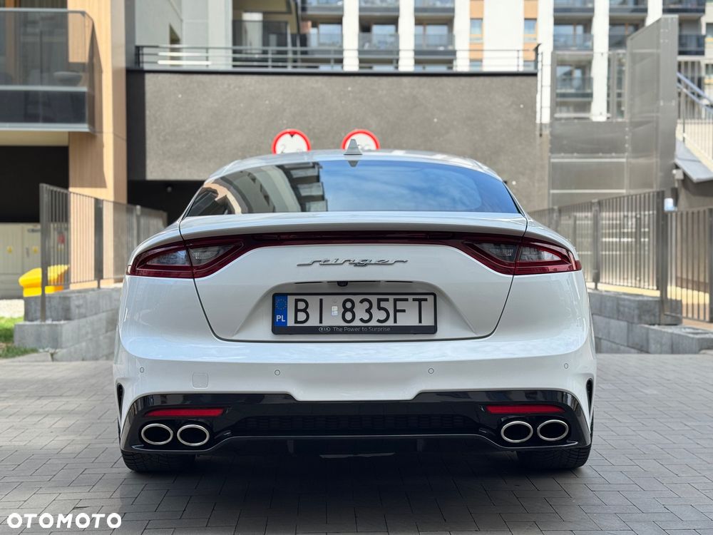 Kia Stinger 2.0 T-GDI GT Line - 13