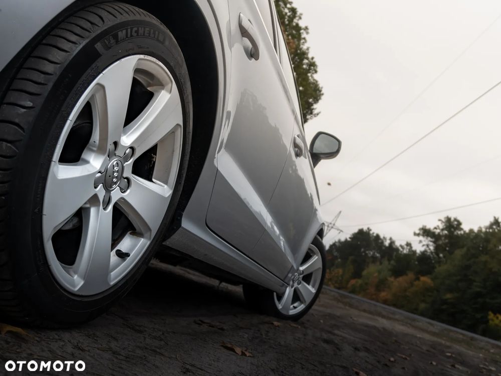 Audi A3 Limousine 2015 photo 5