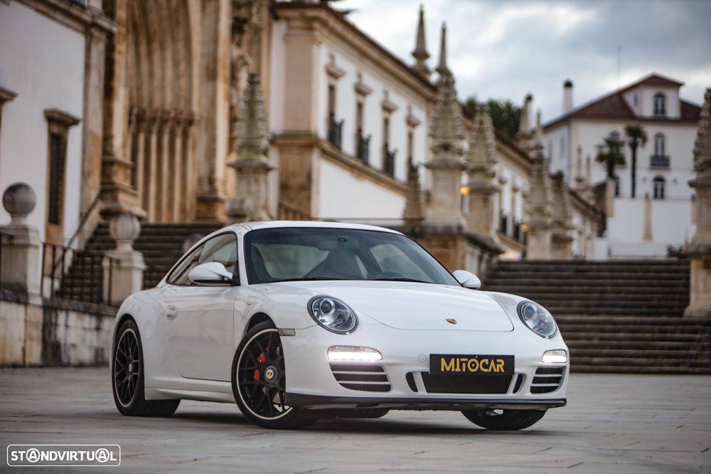 Porsche 911 (997) Carrera GTS PDK - 38