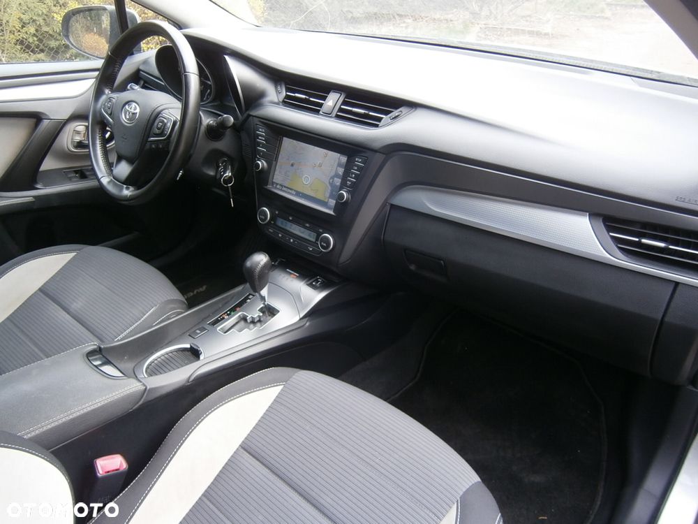 Toyota Avensis 1.8 Sol MS - 7