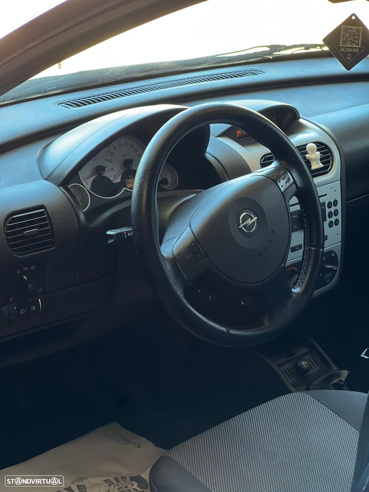 Opel Corsa 1.2 CMON - 18