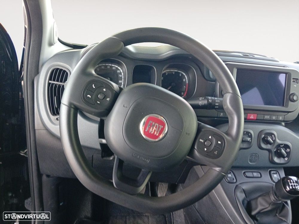Fiat Panda 1.0 Hybrid City Cross — fotografia 12