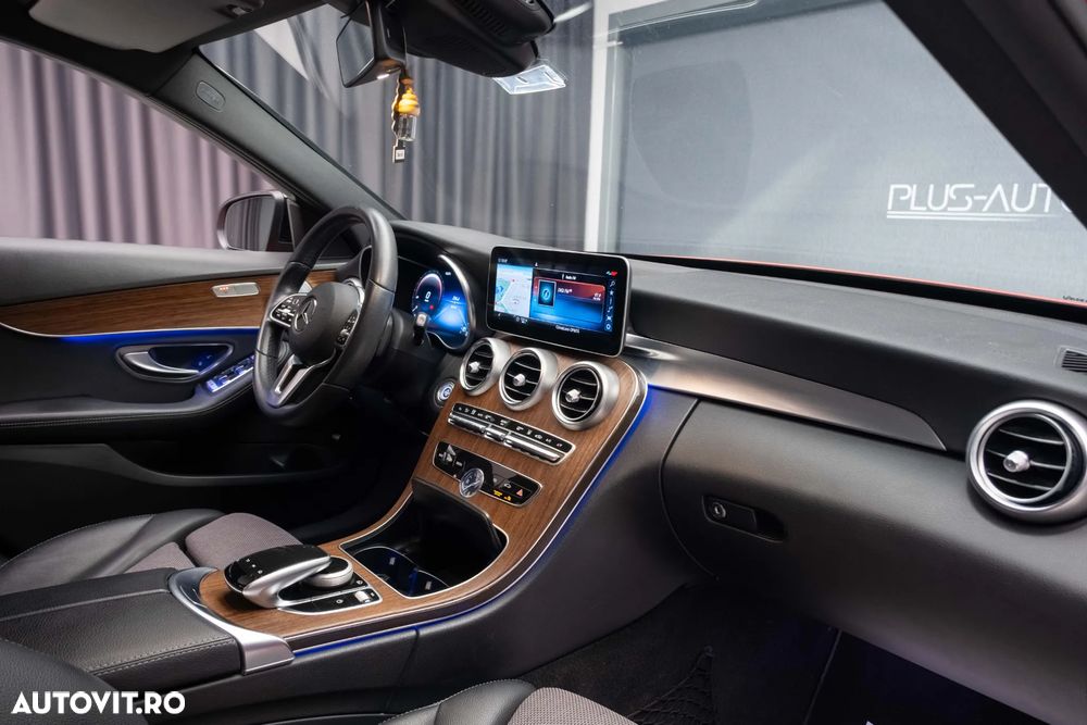 Mercedes-Benz C 180 9G-TRONIC Avantgarde - 38