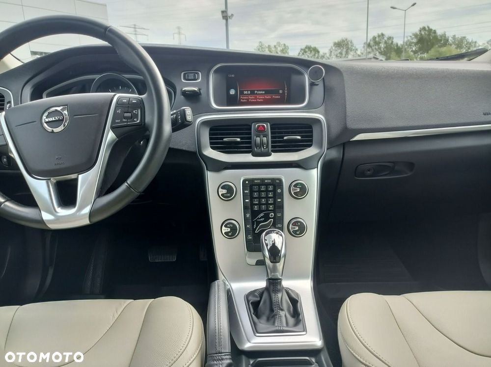 Volvo V40 - 29