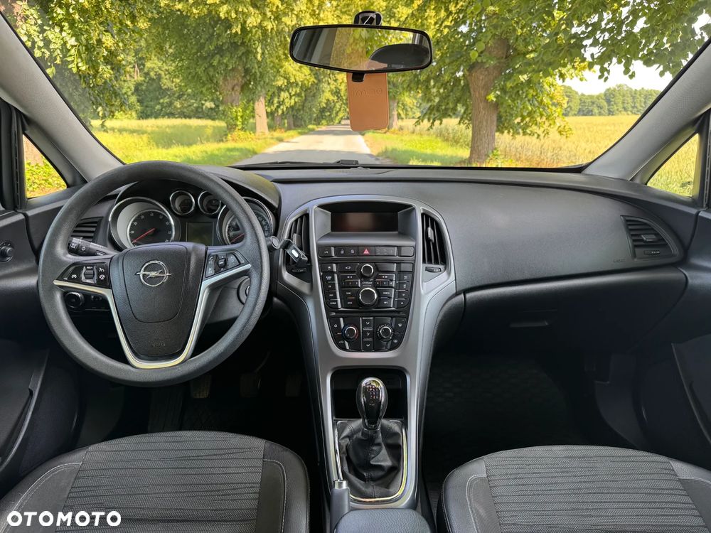 Opel Astra 1.4 T EU6 - 13