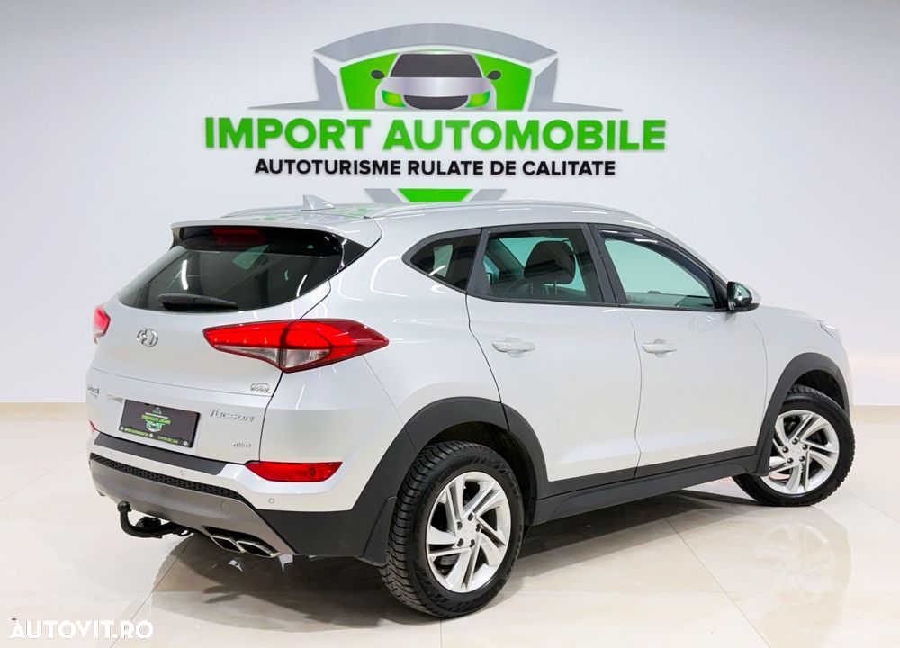 Hyundai Tucson 2.0 CRDI 4WD Automatik Advantage - 12