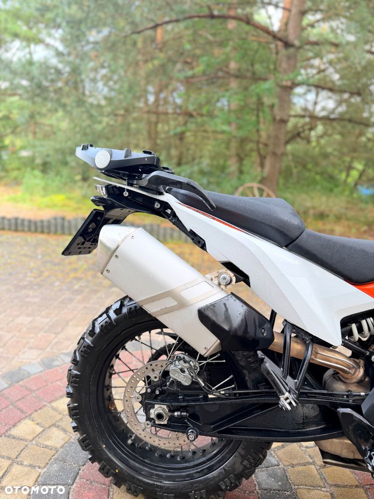 KTM Adventure 890 - 4