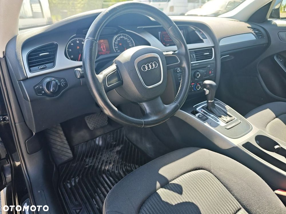 Audi A4 Avant - 14