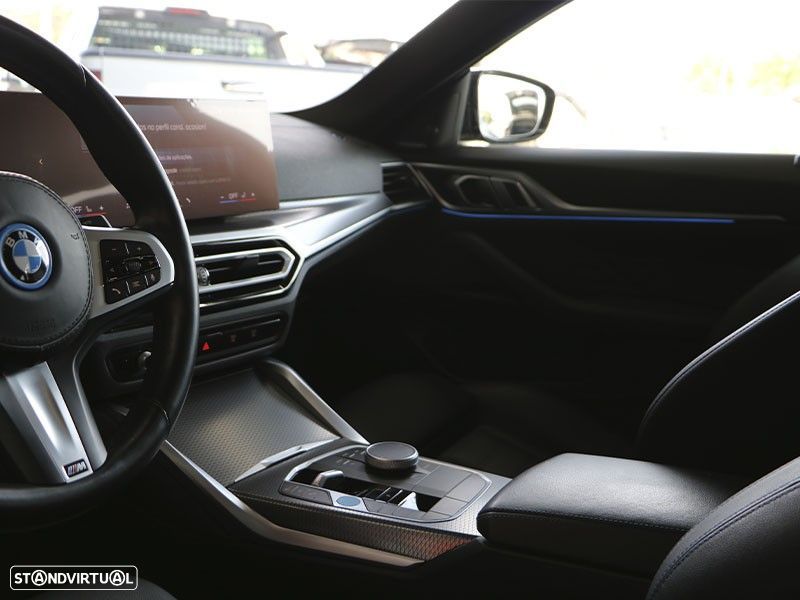 BMW i4 eDrive40 Pack Desportivo M - 17