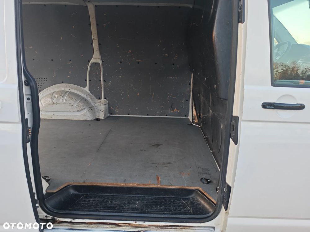 Volkswagen TRANSPORTER T5 - 8