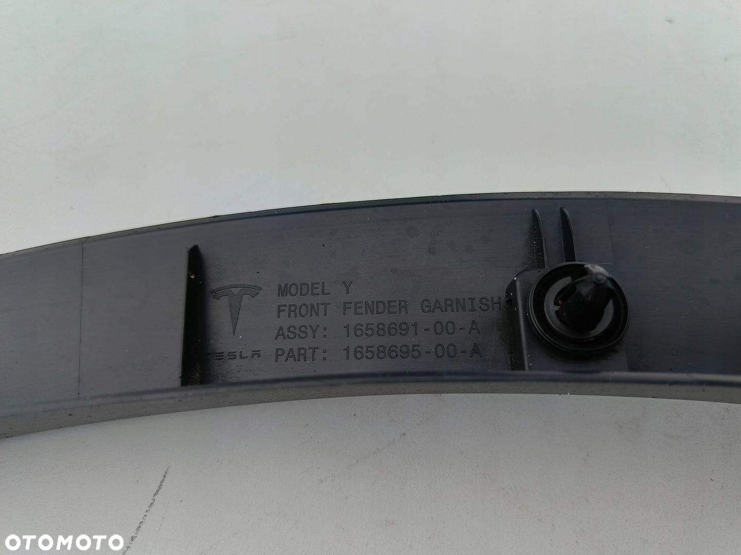 TESLA MODEL Y MY 20- NAKŁADKA LISTWA BŁOTNIKA LEWY PRZÓD 1658695-00-A - 14