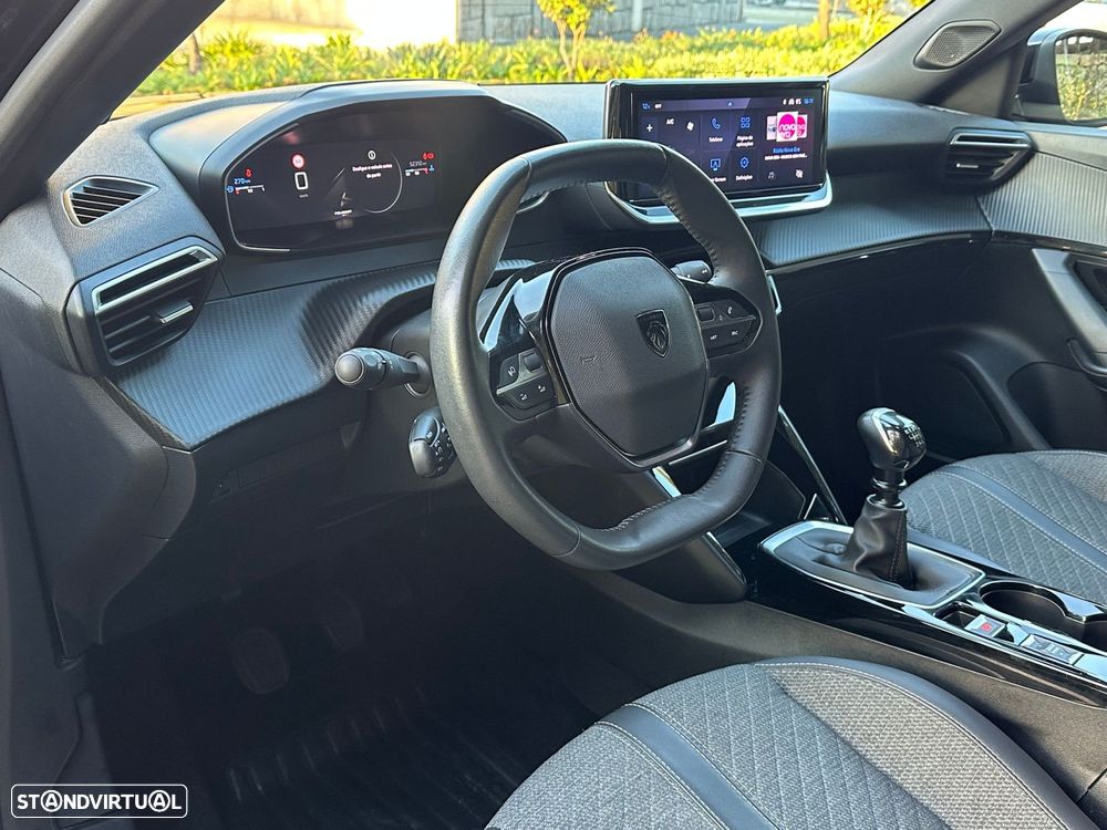 Peugeot 2008 1.2 PureTech Allure Pack - 5