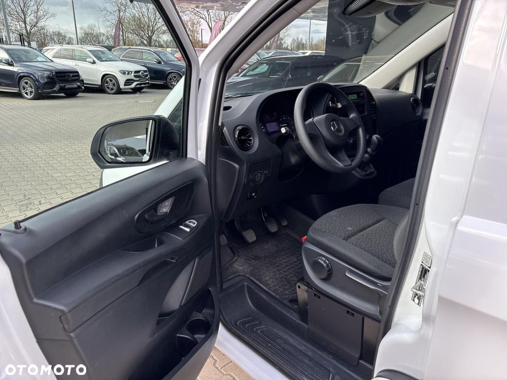 Mercedes-Benz Vito - 9