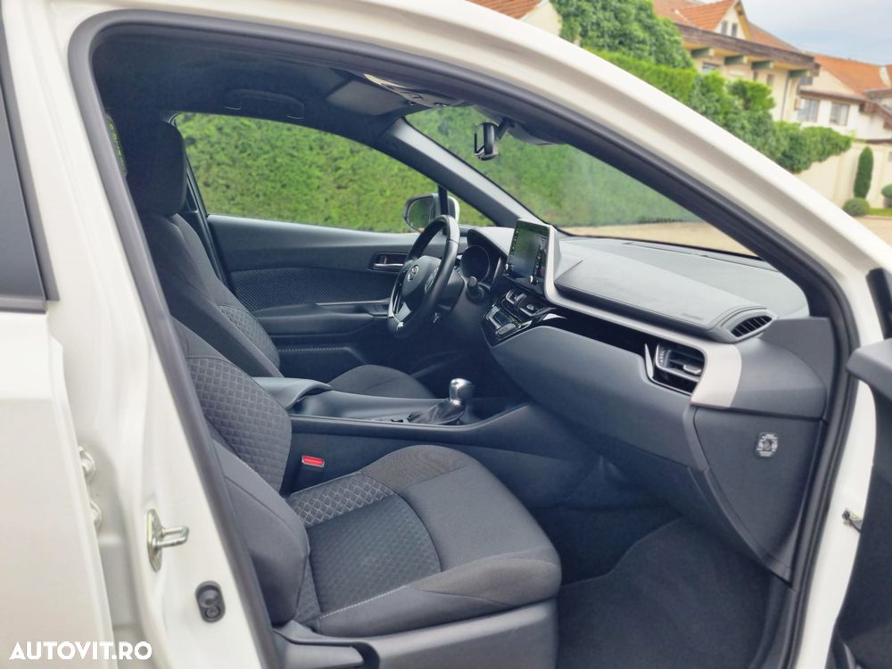 Toyota C-HR 1.8 HSD 122 CP 4x2 CVT C-ult Style - 7