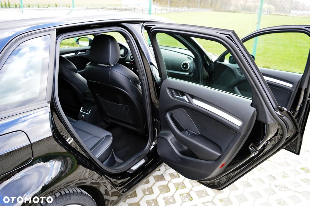 Audi A3 Sportback - 32