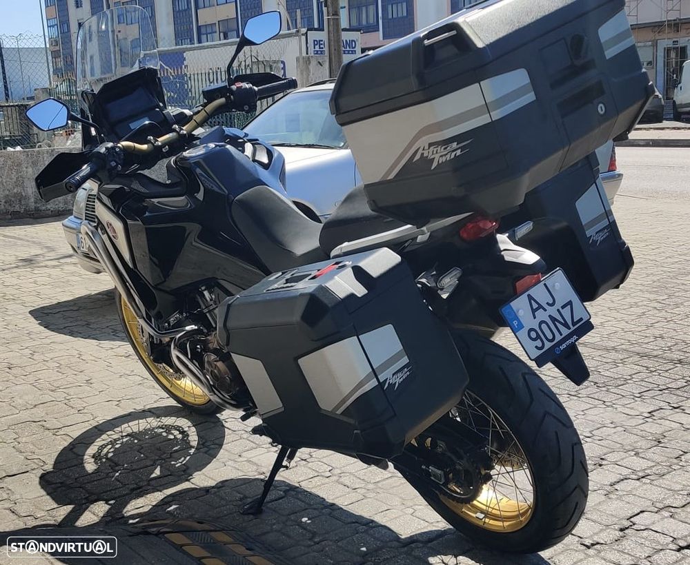 Honda Africa Twin 1100 Adventure - 8
