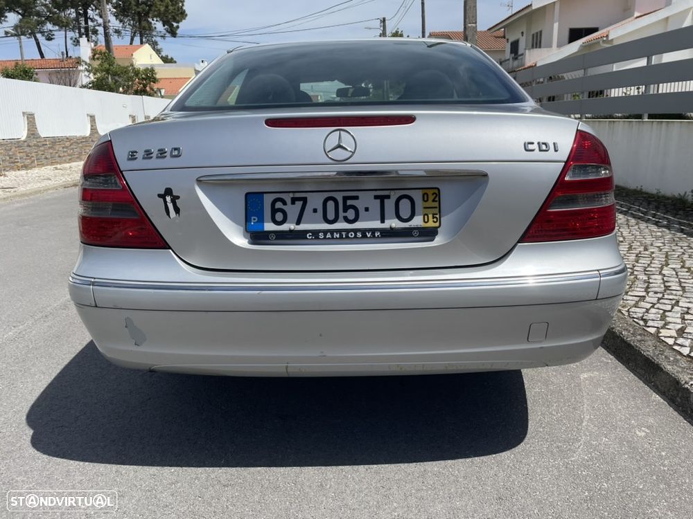 Mercedes-Benz E 220 CDI Elegance Aut. - 6
